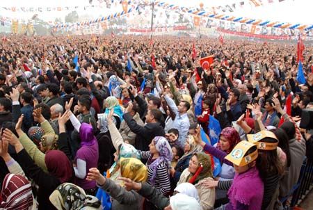 Bilimsel gerçekler gösteriyor ki Türkiye'de olağanüstü bir durum olmazsa AK Parti tek başına iktidar olacaktır. 