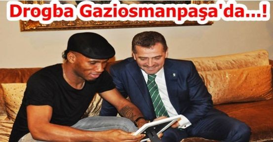 Galatasaray'ın yıldız golcüsü Didier Drogba'nın, Gaziosmanpaşa Belediye başkanı Hasan Tahsin Usta'ya Hayırlı Olsun Ziyareti