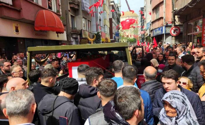 Bayrampaşa'lı Şehit Jandarma Uzman &Ccedil;avuş &Ouml;zcan İlhan İstanbul'da toprağa verildi.