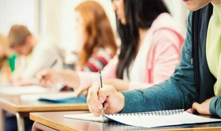 Osman Aşkın Bak duyurdu! GSB Burs ve &Ouml;ğrenim Kredisi başvuruları başladı