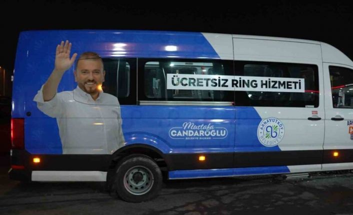 İSKİ&rsquo;nin yol &ccedil;alışması nedeniyle y&uuml;r&uuml;mek zorunda kalan vatandaşlara Arnavutk&ouml;y Belediyesi&rsquo;nden &uuml;cretsiz servis