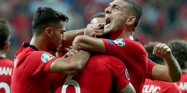 A Milli Futbol Takımı tarihinin en iyi grup performansıyla EURO 2020'de