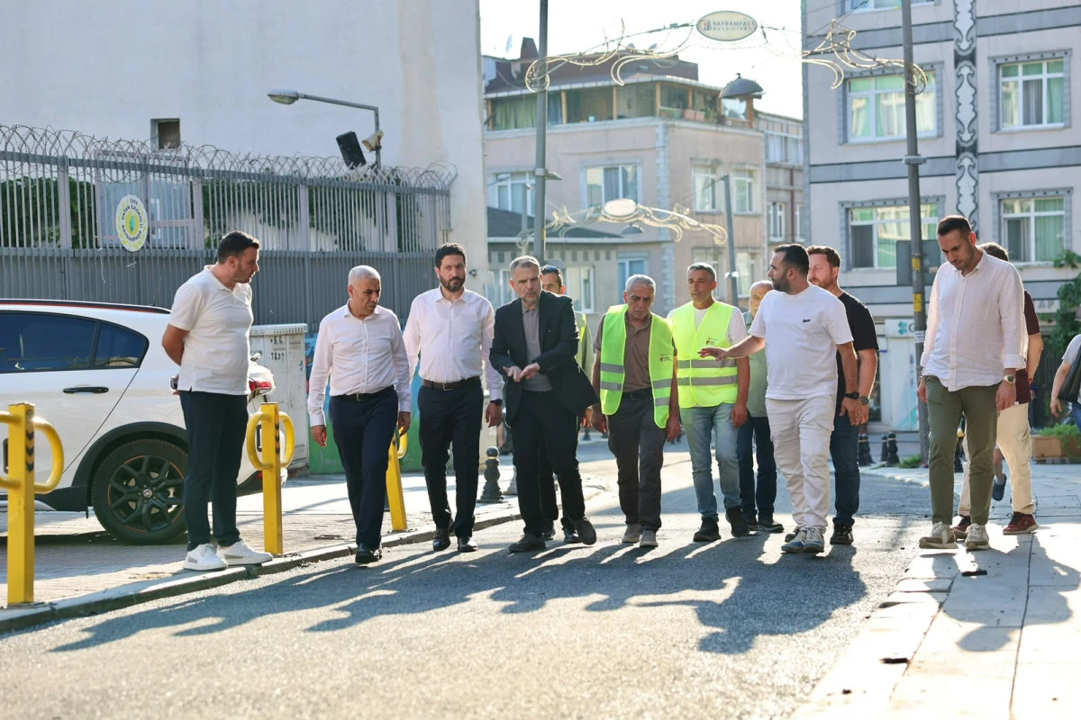 Akın, Bağlar Caddesi&rsquo;ndeki yenileme &ccedil;alışmalarını yerinde inceledi