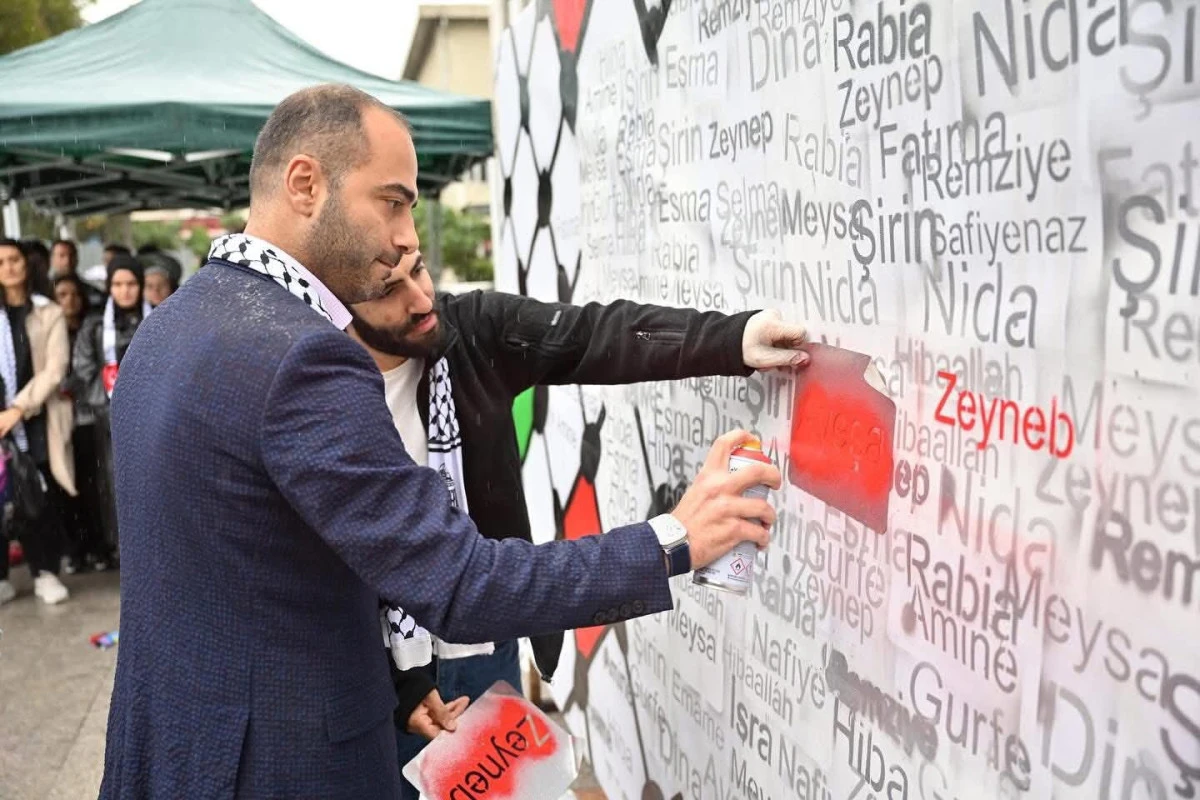 Gaziosmanpaşa&rsquo;da İsrail&rsquo;in Filistin&rsquo;de &ouml;ld&uuml;rd&uuml;ğ&uuml; 18 bin &ccedil;ocuk i&ccedil;in anma etkinliği d&uuml;zenlendi