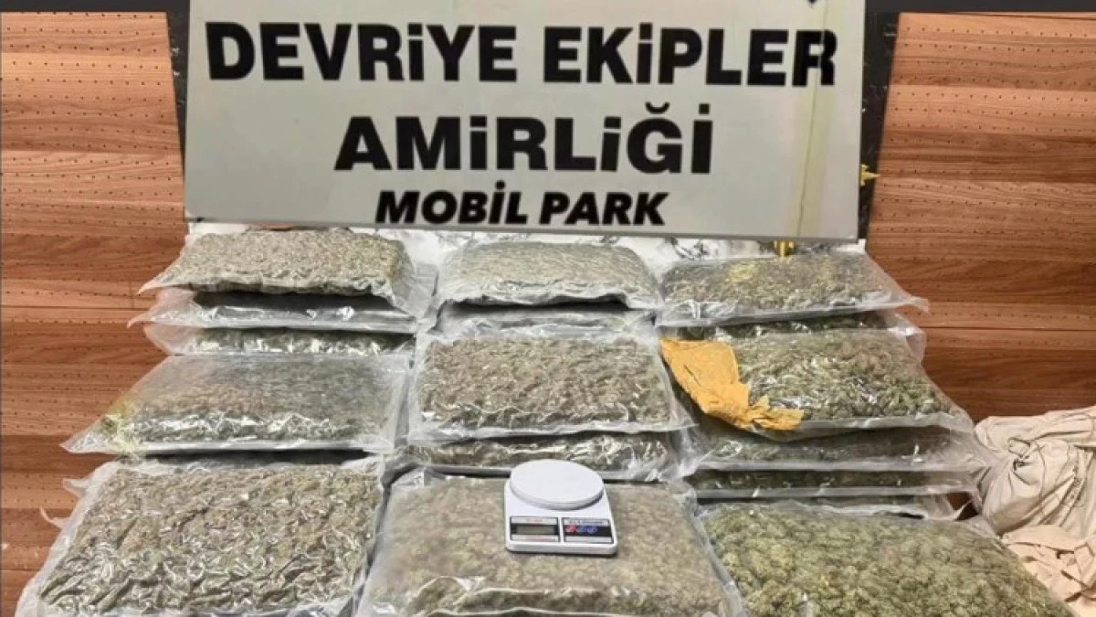 Gaziosmanpaşa'da operasyon: 53 kilo uyuşturucu ele ge&ccedil;irildi