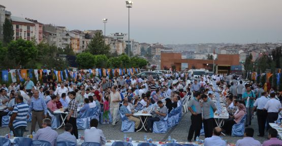 Ak Parti Sultangazi İlçe İftar Yemeği