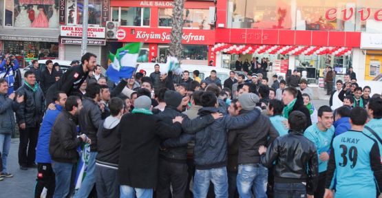 Arnavutköy Belediyespor Şampiyon