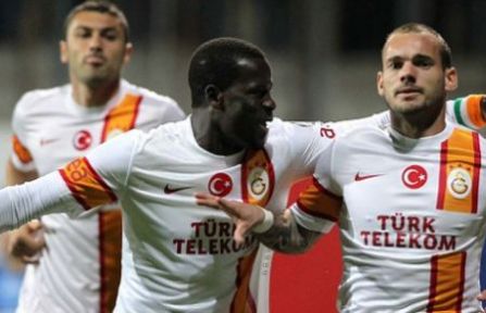 Cimbom, Karabük'ü Sneijder ile vurdu!