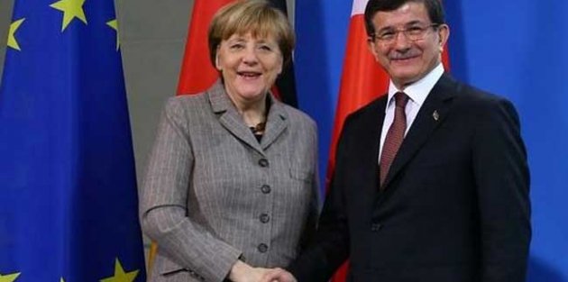 Davutoğlu'ndan sürpriz vize açıklaması