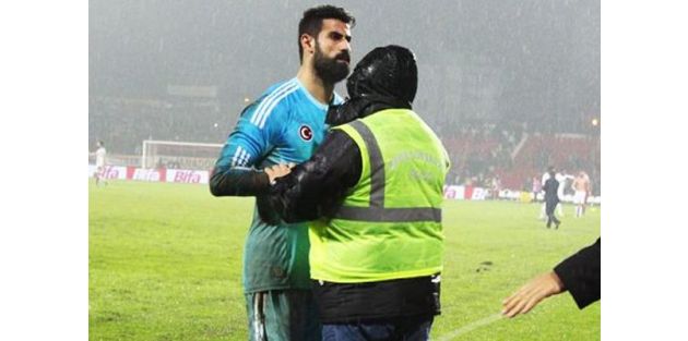 Emre ve Volkan'a protesto şoku