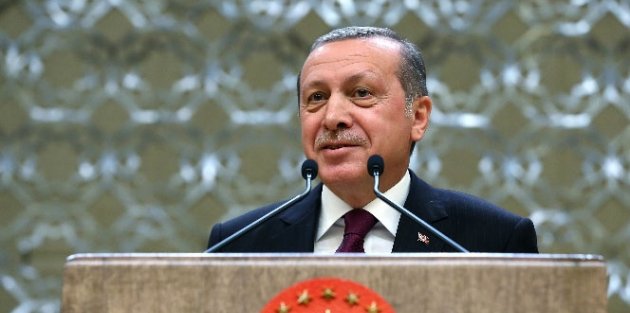 Erdoğan: Romanlarla birlikte büyüdüm