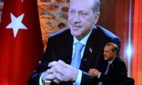 Erdoğan 'Sizin yetiştirdiğiniz öğrenciler bunlarsa bu ülke batmış'