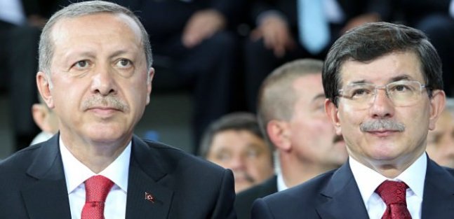 Erdoğan ve Davutoğlu'ndan Kayahan mesajı