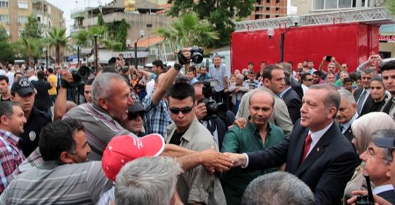 Erdoğan'dan madenci ailelerine sürpriz ziyaret