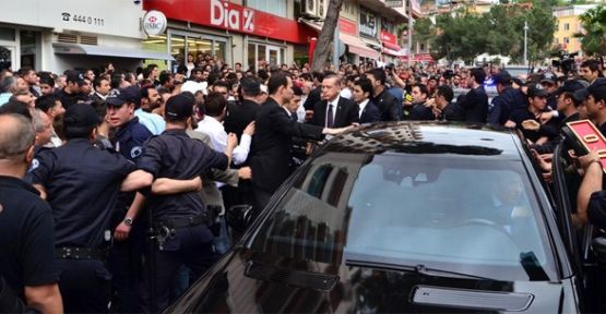 'Erdoğan'ı protesto için para teklif etti' İZLE