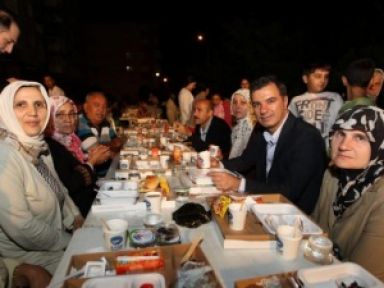 Eyüp'te son sahur programı yapıldı