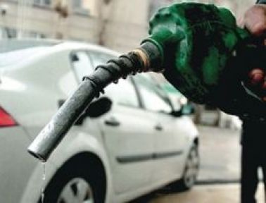 Eyvah! Petrol fiyatları çıldırdı