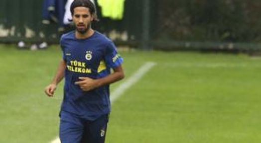 Fenerbahçe'de Alper Potuk, idmanı yarıda bıraktı