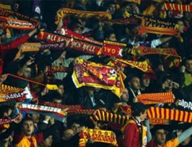 Galatasaray taraftarı derbiye alınacak mı?