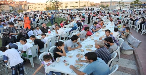 gönül sofraları karayollarındaydı.