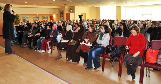 GOP'ta Çarşamba Seminerleri; İletişim birbirimizin farkına varmaktır...