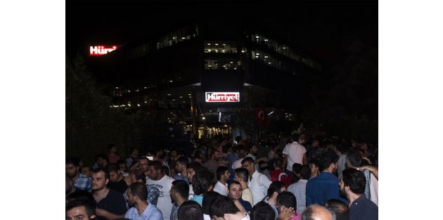 Hürriyet gazetesi protesto edildi