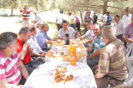 İstanbul Hayrabolulular Derneği Piknik Düzenledi