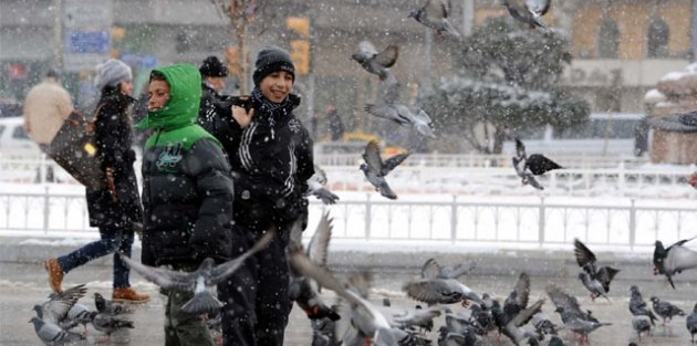 İstanbul'da kar yağışı yeniden başladı