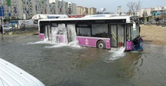 İstanbul'un ortasında boğulacaklardı!