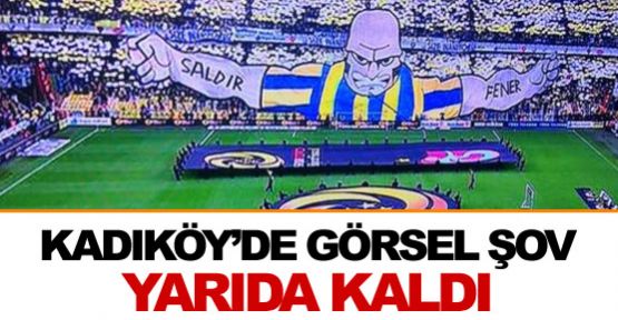 Kadıköy'de üç boyutlu görsel koptu!