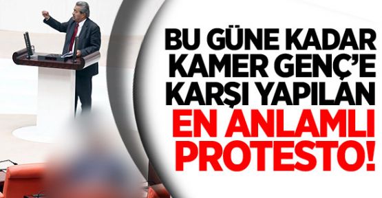 Kamer Genç'i böyle protesto etti!