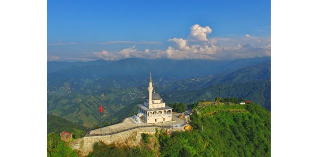 Kıble Dağı'ndaki o camiyi Erdoğan açtı