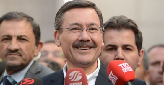 Melih Gökçek'ten sürpriz çıkış