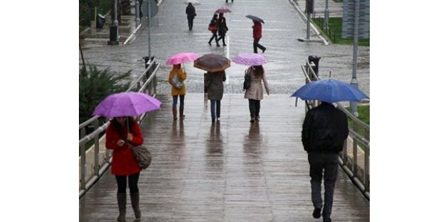 Meteoroloji uyardı: Yarından itibaren sağanak yağış geliyor