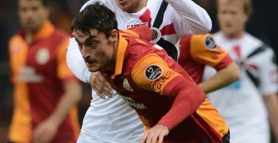 Riera, Galatasaray'dan Ayrılıyor