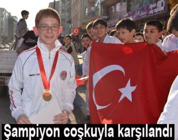 Şampiyona coşkulu kutlama 