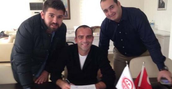 Semih Şentürk resmen Antalyaspor'da