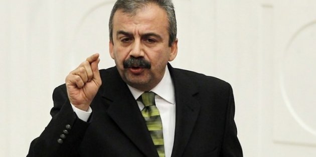 Sırrı Süreyya Önder ve 2 HDP'li serbest!