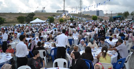 'Sokak İftarları' Hadımköy'de