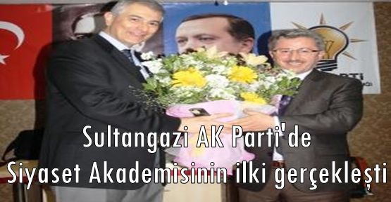 Sultangazi AK Parti'de Siyaset Akademisinin ilki gerçekleşti