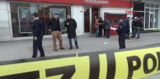Sultangazi'de silahlı banka soygunu