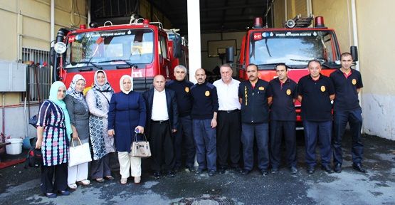 Sultangazi'li Ak Kadınlar;İtfaiyecileri Unutmadı!