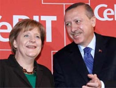 Türk Telekom Angela Merkel'i şaşırttı