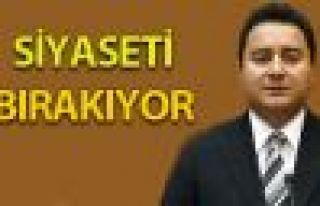 Ali Babacan siyaseti bırakıyor