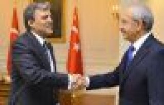 CHP Abdullah Gül'den vazgeçti