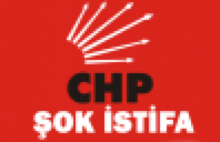 CHP'de 2 şok istifa birden