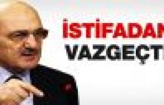 Erdoğan Bayraktar istifadan vazgeçti