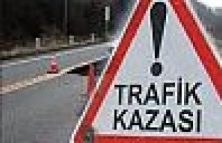 Eyüp'te Trafik Kazası: 3 Yaralı