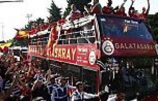 Galatasaray'dan şehir turu