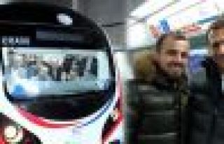 Marmaray’da ‘Oyumuz babama’ pozlu tweet